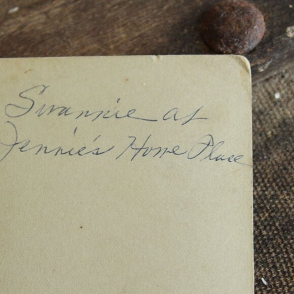 Vintage 1910s Photograph, Edwardian Photo Smiling Woman, Antique Black And White - Picture 7 of 10